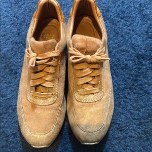 Johnston&Murphy Tan Minimalist Lace-Up Sneakers woman Sz 10
